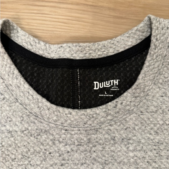 Duluth Women’s Textured Jacquard Sweatshirt - Picture 3 of 4